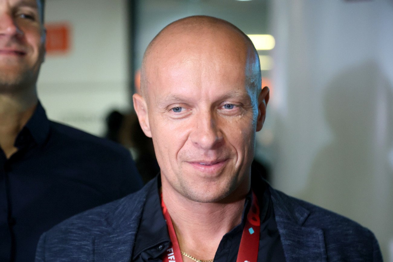 Szymon Marciniak ma za sobą najlepszy rok w dotychczasowej karierze. Polak poprowadził finał MŚ 2022.