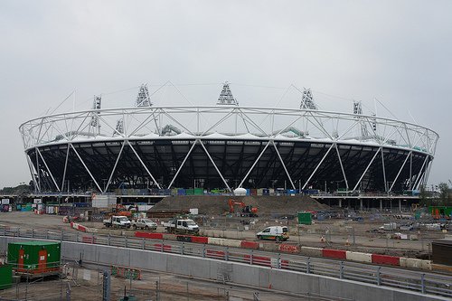 Stadion Olimpijski w Londynie może pomieścić 80 tys. widzów.
