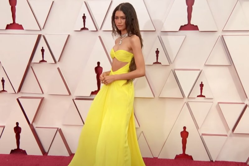 Oscary 2021. Najlepsze stylizacje.