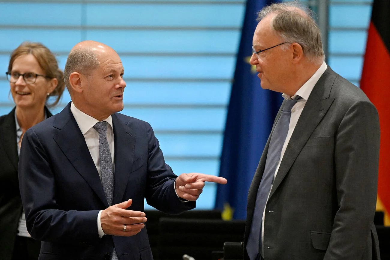 Kanclerz Niemiec Olaf Scholz i premier Dolnej Saksonii  Stephan Weil.