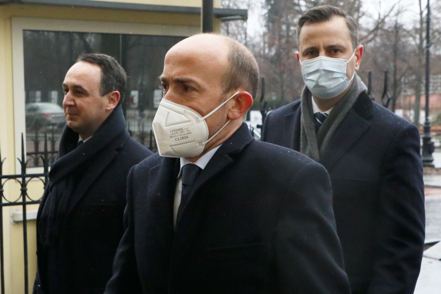 Opozycja nie jest zadowolona po spotkaniu z Mateuszem Morawieckim ws. walki z COVID-19.