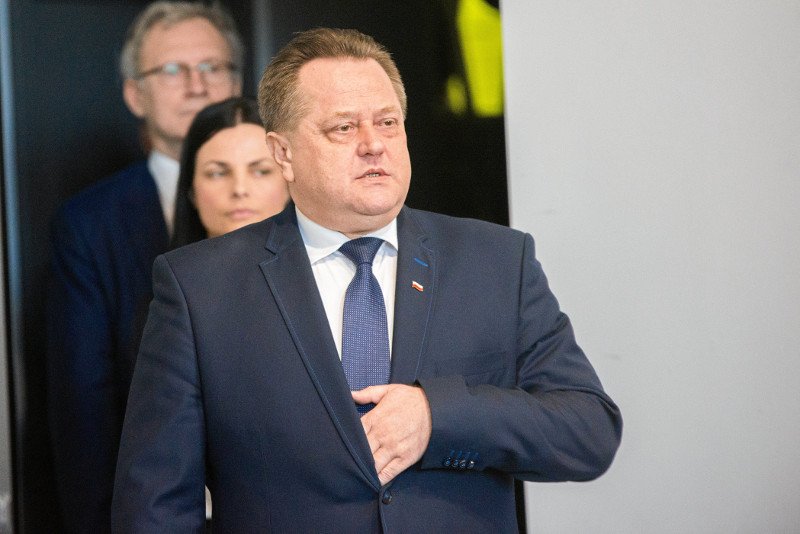 Wiceminister Jarosław Zieliński przeprosił mieszkańców Suwałk za kanonadę z pierwszego września.