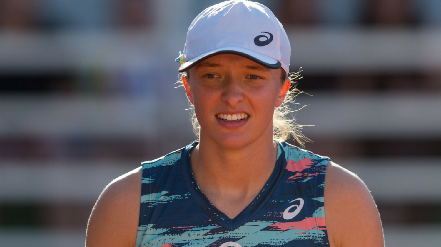 Iga Świątek w piątkowym ćwierćfinale BNP Paribas Poland Open dosyć niespodziewanie przegrała z Caroline Garcią.