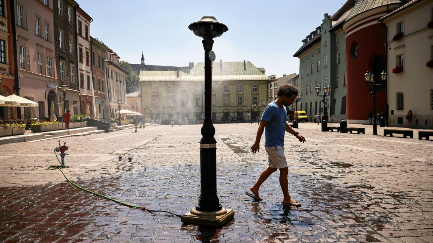 Kopuła ciepła nad Europą. Prawie cała Polska w alertach przed upałami. Kopuła ciepła nad Europą. Niemal cała Polska w alertach od IMGW.