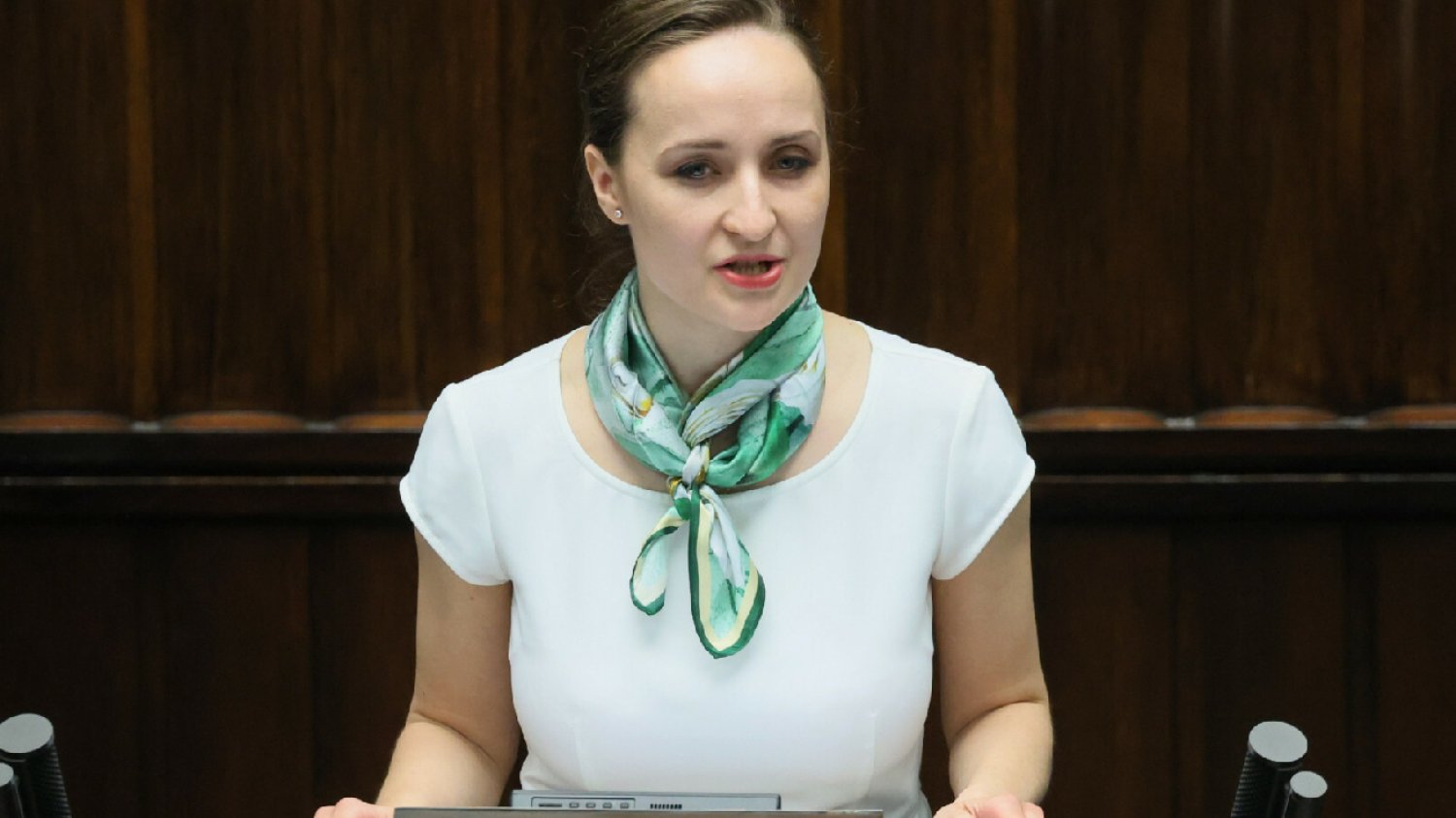 W trakcie debaty o aborcji żonie Bosaka łamał się głos. "Mamy usuwać lęk, a nie dziecko".
