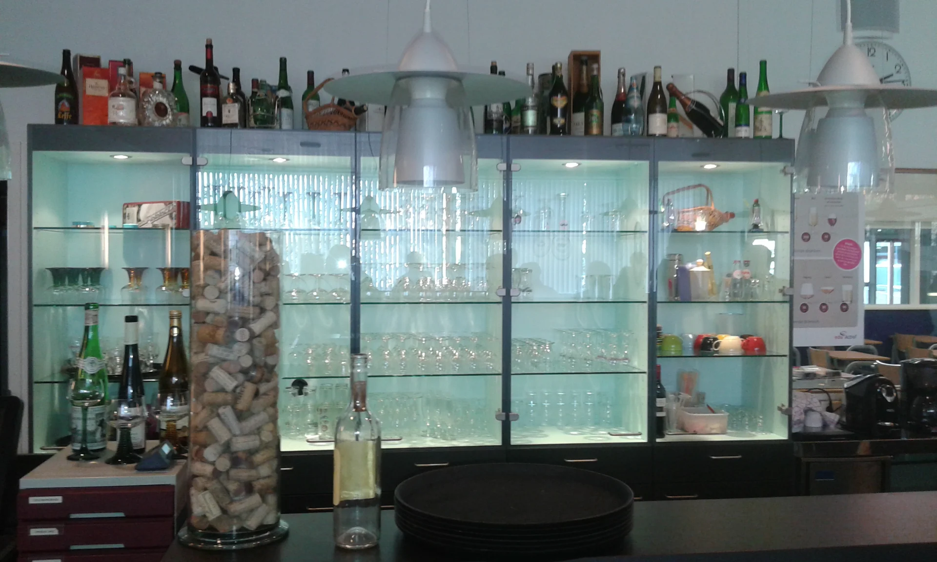 Bar w pracowni gastronomicznej holenderskiej zawodówki