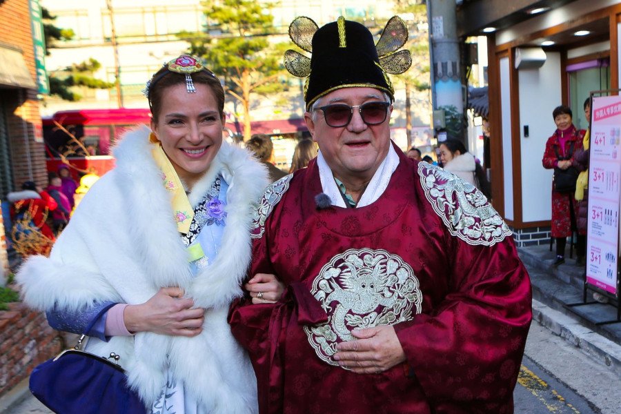 W ostatnim odcinku Anna Derszowska pojechała z tatą do Seulu