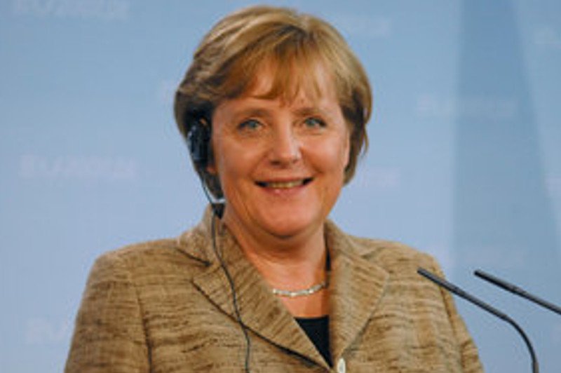 Donald Tusk należy do polityków, którym Angela Merkel ufa.