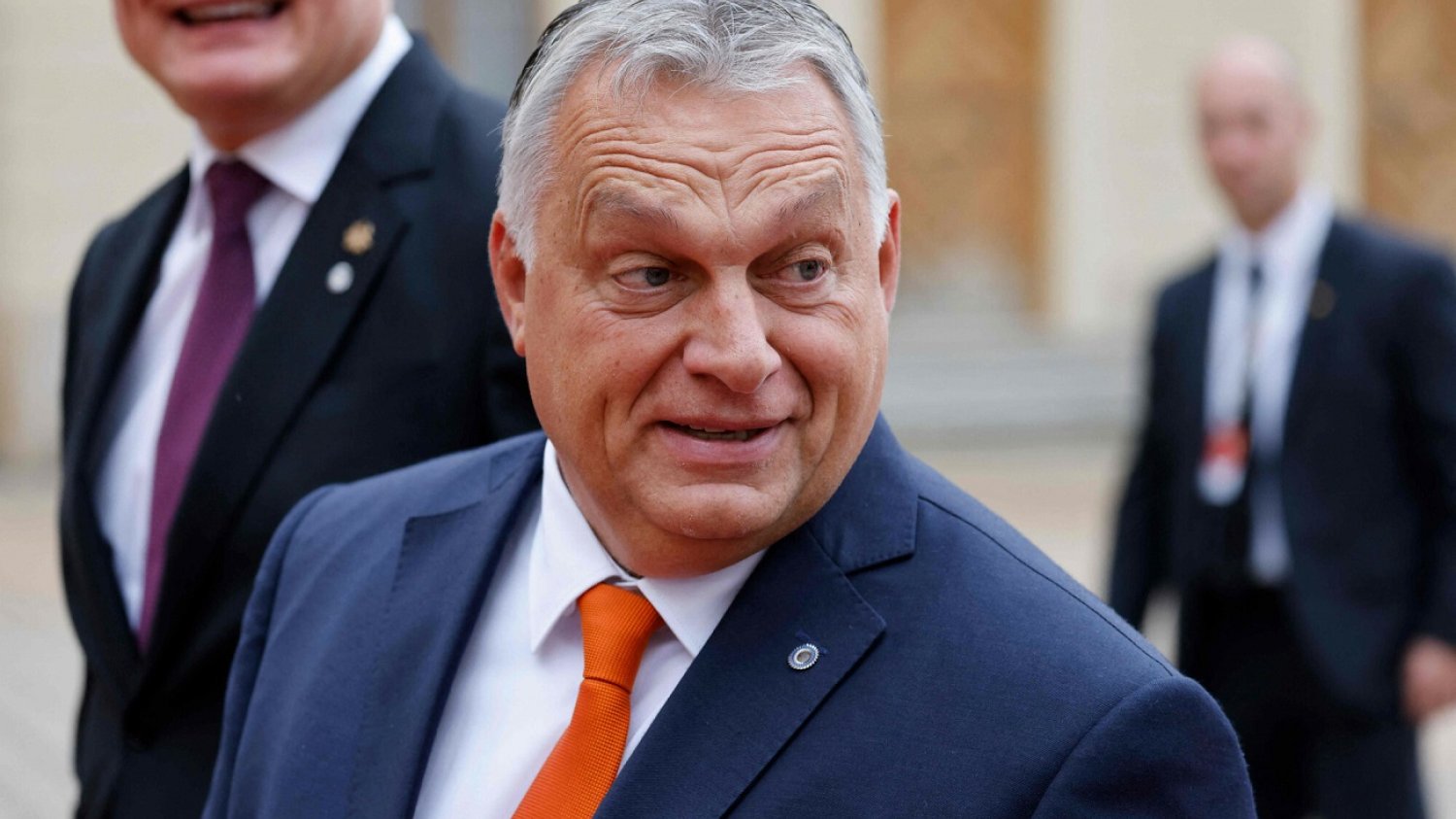 Viktor Orbán w wywiadzie sugerował, że sposób, w jaki Europa pomaga Ukrainie może zakończyć się eskalacją wojny.