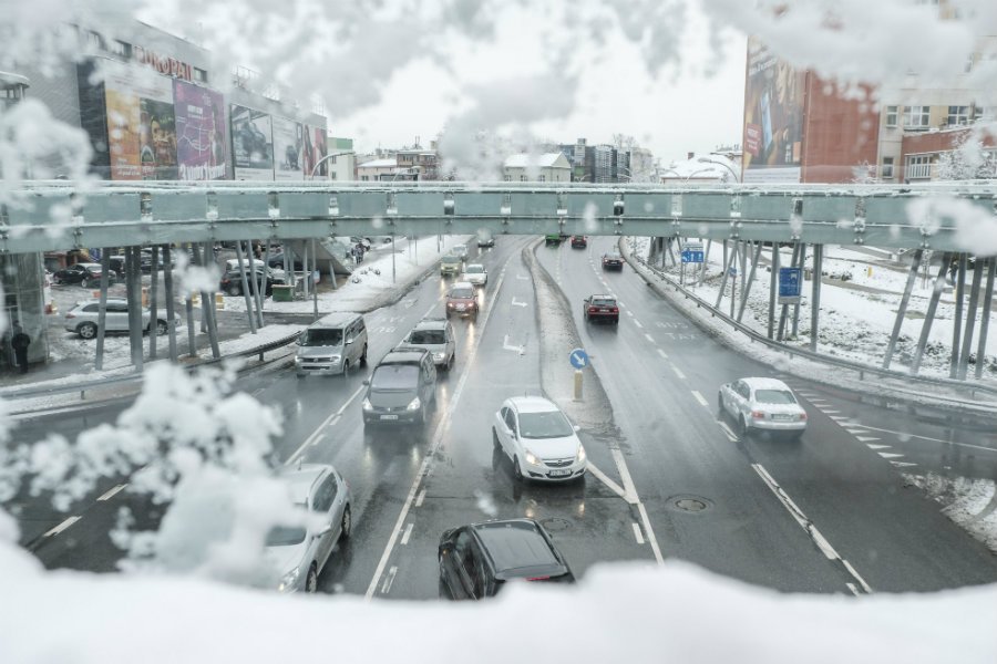 Synoptycy przewidują, że opadów śniegu możemy spodziewać się w drugiej połowie miesiąca.