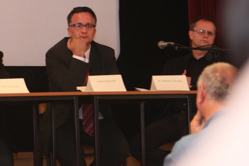 Dr Adam Puławski, który do tej pory zajmował się w IPN kwestią holokaustu już nie będzie tego robił. Ma go zastąpić "radykał".