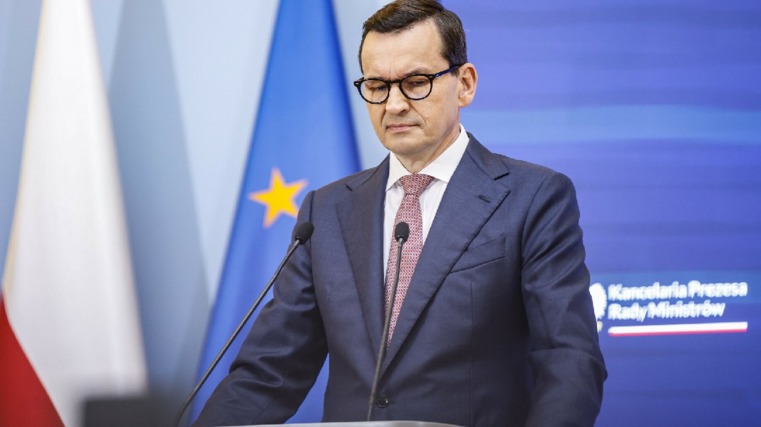 Mateusz Morawiecki wysłał córkę do szkoły. Ludzie patrzą na cennik.