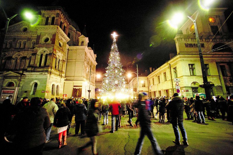 Czy powinniśmy mieć ustawowo wolne w święta Bożego Narodzenia?