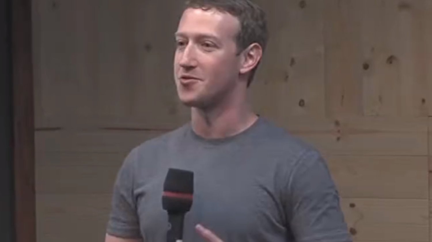 Mark Zuckerberg podczas czwartkowej konferencji