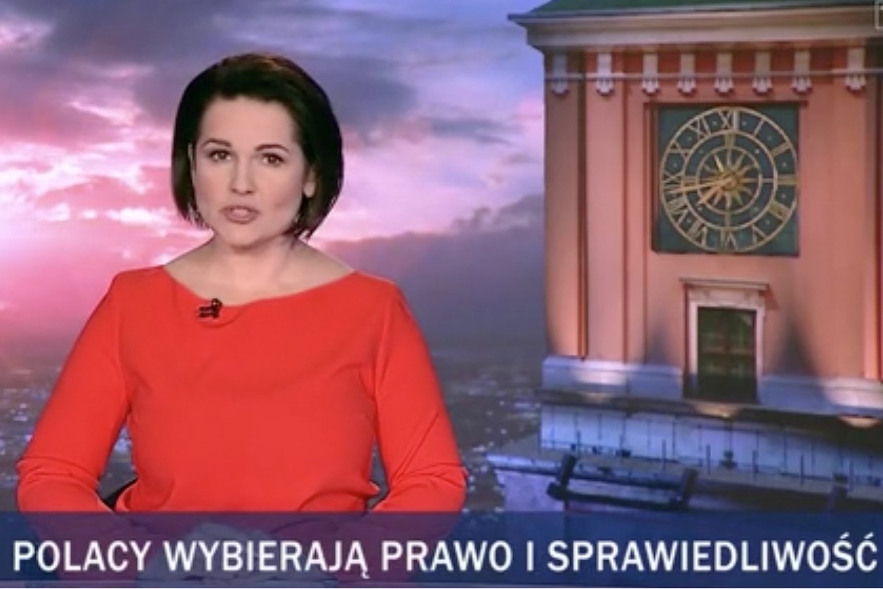 W Wiadomościach powołano się na "najnowszy" sondaż, w którym PiS zdecydowanie pokonuje PO.