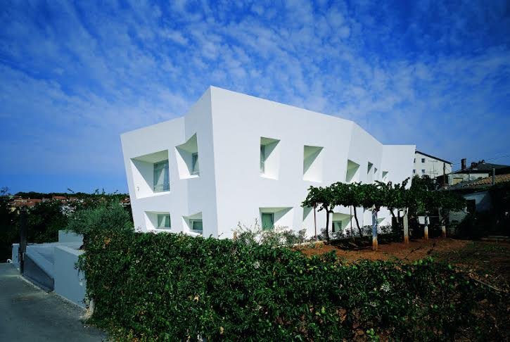 Dom Światła w Puli, Chorwacja. Laureat nagrody specjalnej konkursu Wienerberger Brick Award 2014