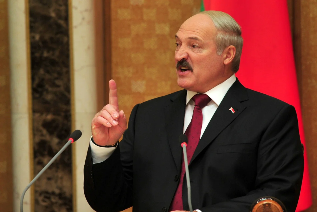 Białoruś wprowadza embargo na produkty z UE. To odwet za sankcje.
