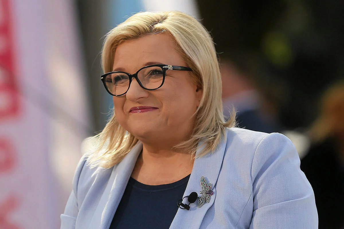 Beata Kempa nazwała szefa ZNP Sławomira Broniarza karierowiczem. Związek odpowiedział już minister na Twitterze.