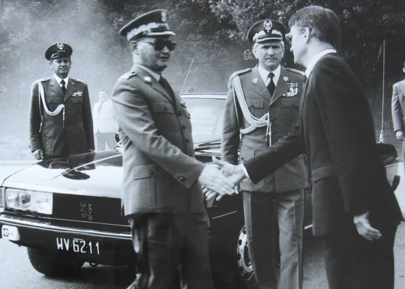 Wojciech Jaruzelski był wierny francuskim autom ze stajni Peugeota.