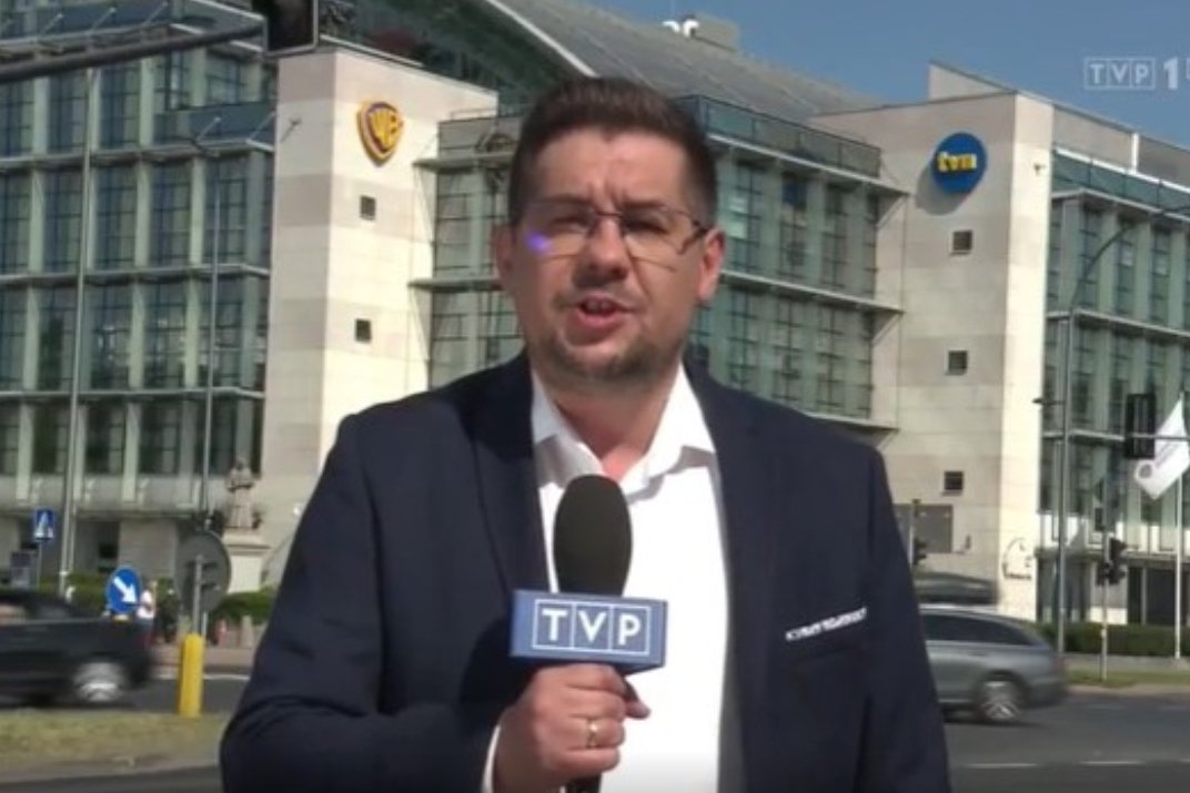 TVP poucza TVN ws. standardów dziennikarskich.