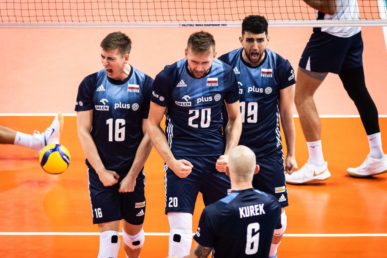 Reprezentacja Polski siatkarzy zwyciężyła we wtorkowy wieczór 3:1 w hitowym pojedynku MŚ z Amerykanami.