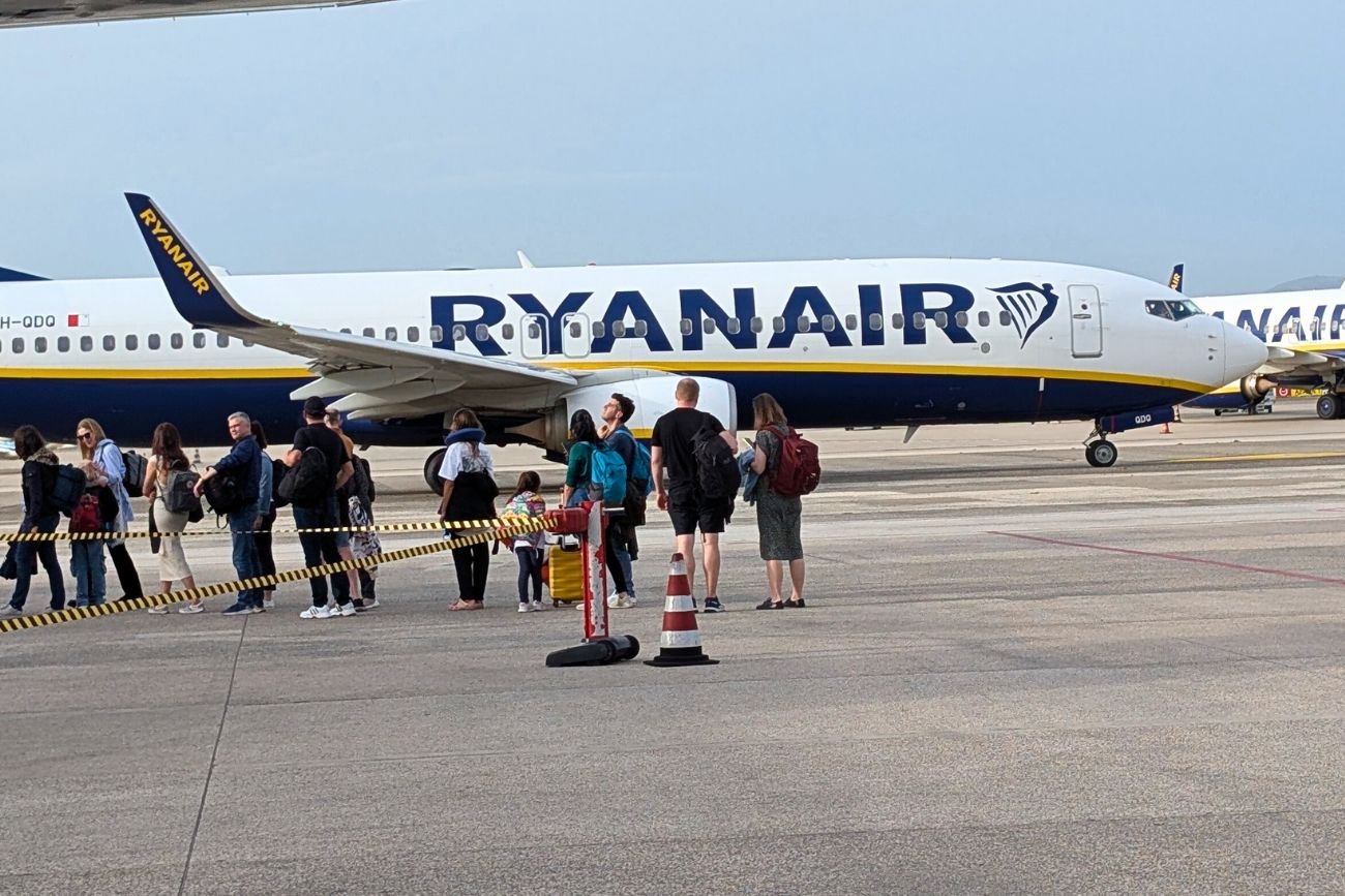 Ryanair na razie nie będzie płacił kary za opłaty od bagażu podręcznego