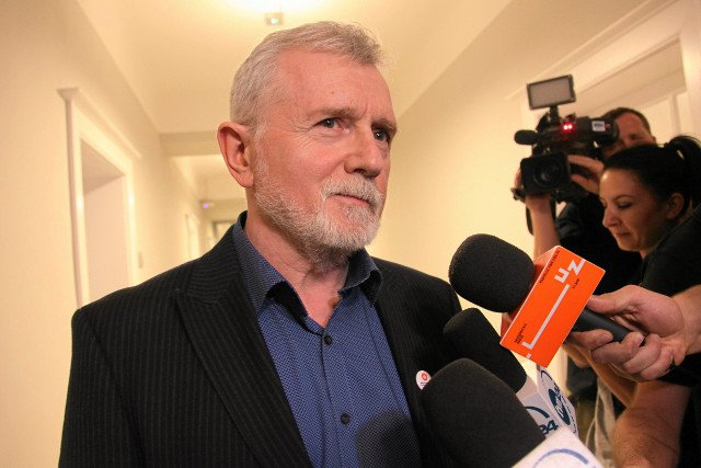 Wyniki referendum w Teatrze Polskim - większość pracowników za Morawskim.