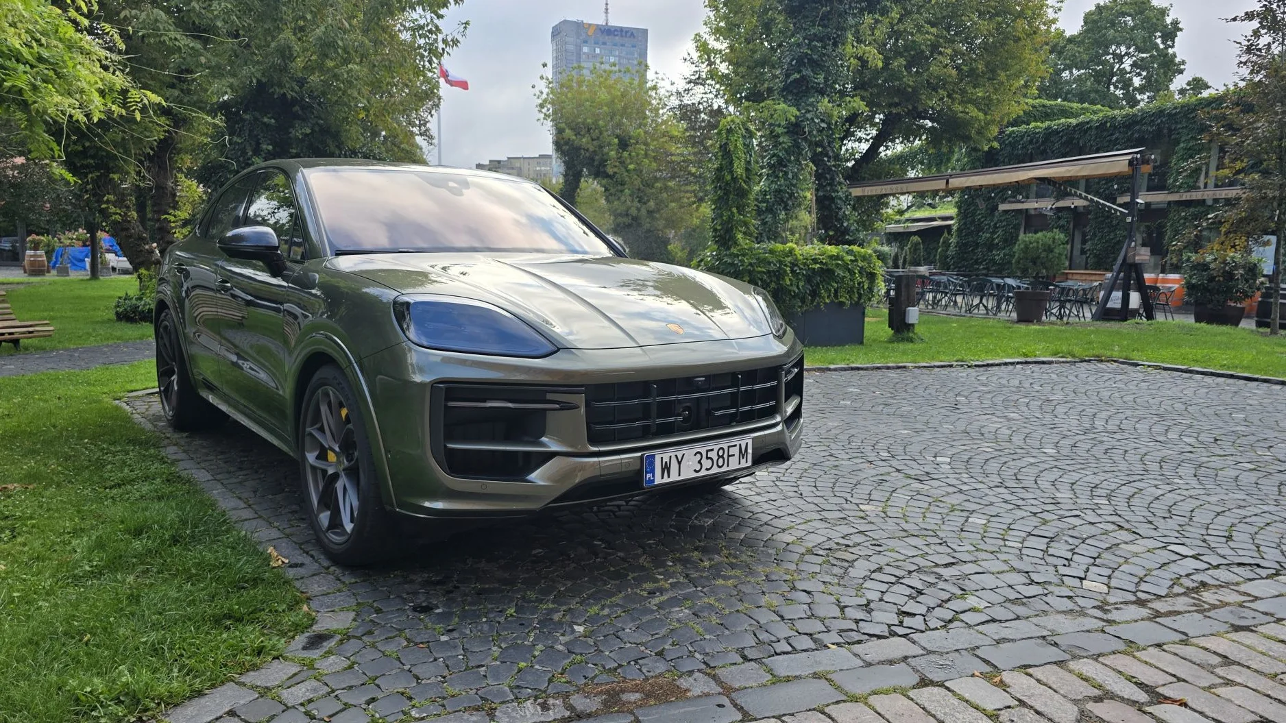Jeździłem genialnym Porsche z gatunku tych wymierających. Cayenne GTS powinno trafić pod ochronę