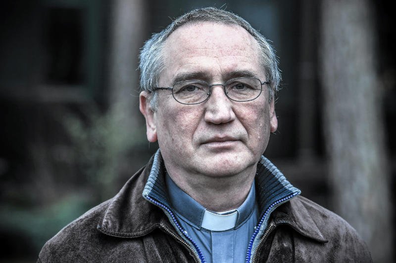 Jezuita Wojciech Żmudziński zgadza się ze słowami papieża Franciszka.