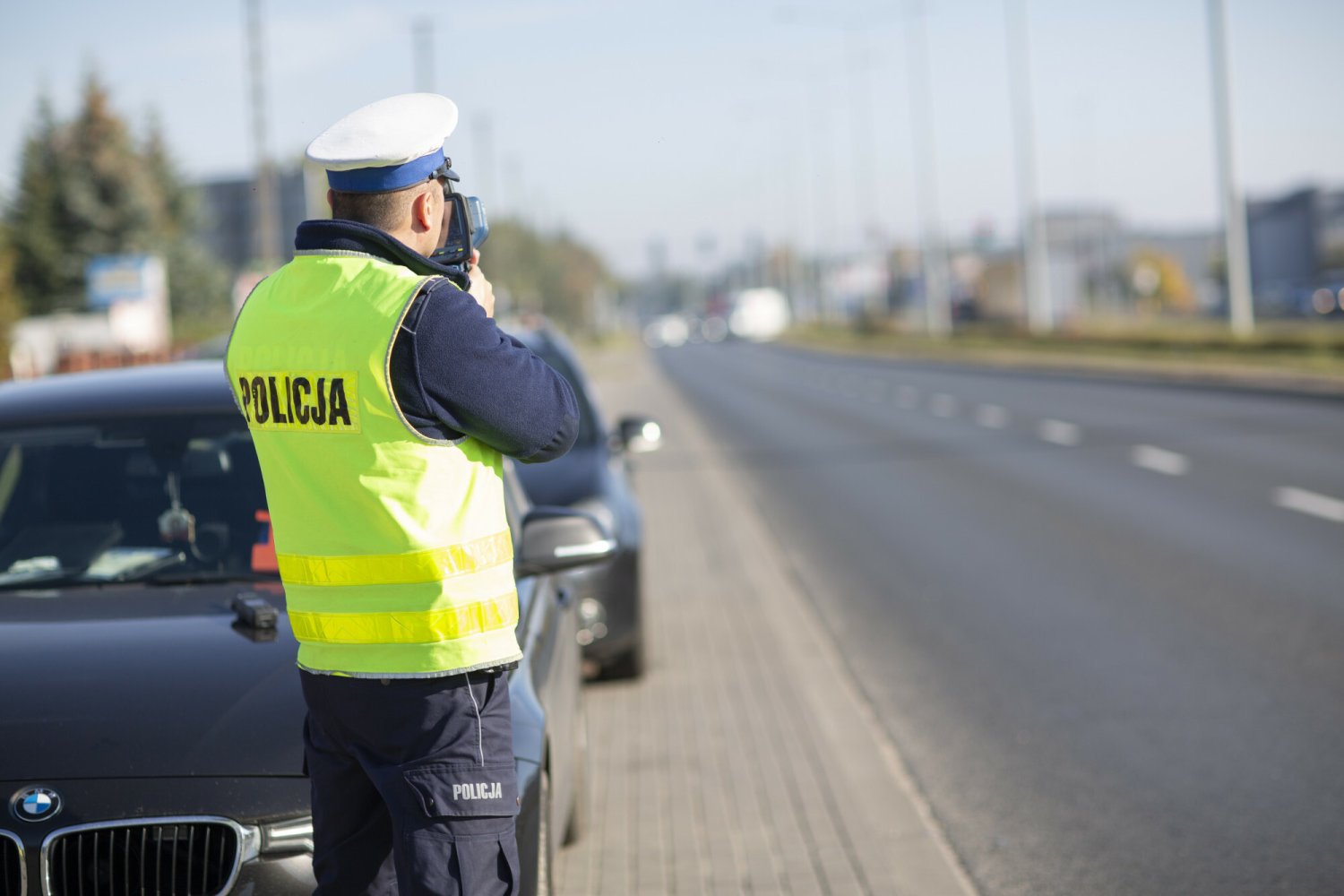 Policjanci mieli używać radarów bez homologacji.