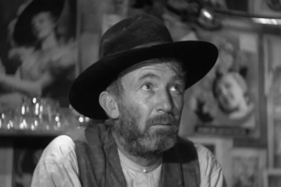 Walter Brennan w filmie "Człowiek z Zachodu" (1940)