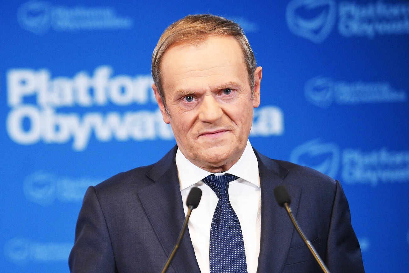 Donald Tusk o przedterminowych wyborach w TVN24. Prognozy na 2022 rok