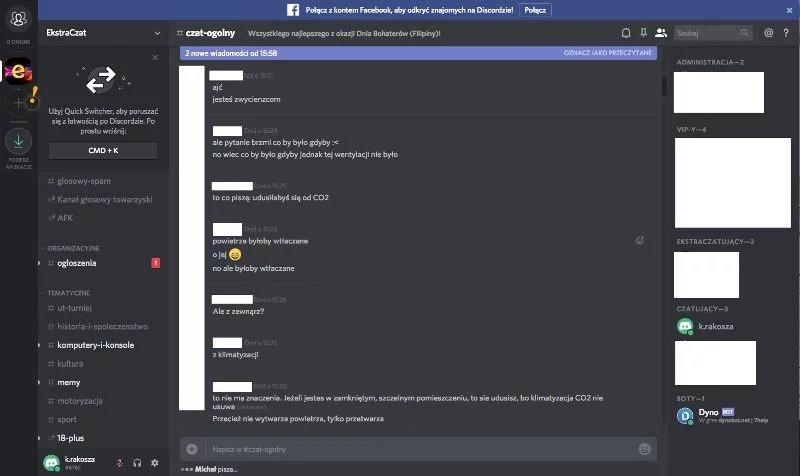 Tak wygląda główny interfejs czatu. Po lewej znajdziecie kategorie tematyczne.