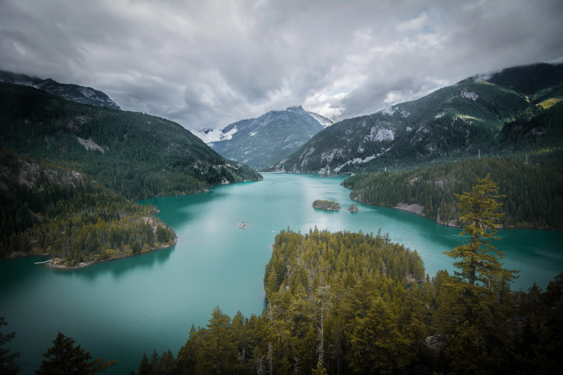 Jezioro Diablo w Parku Narodowym North Cascades