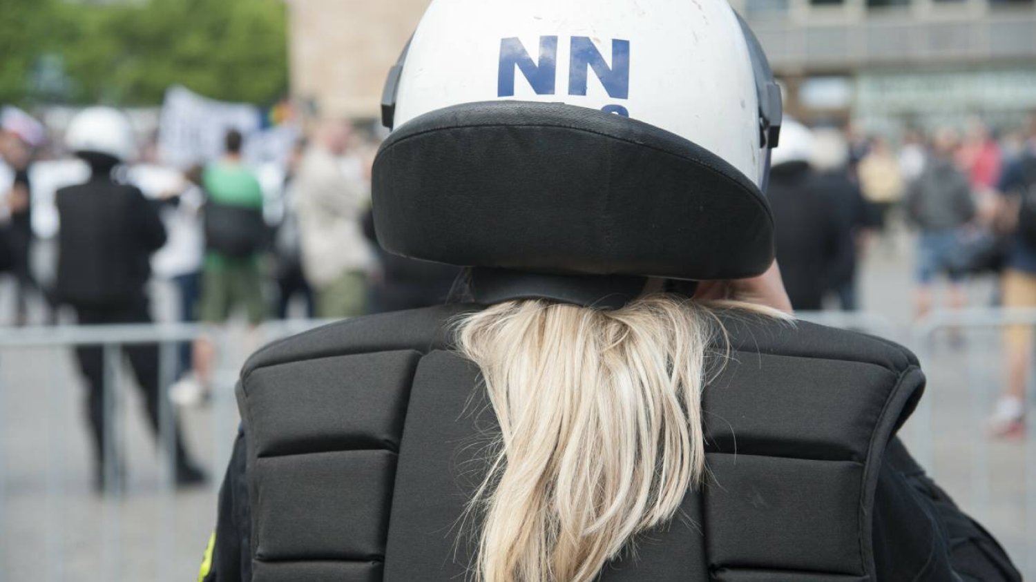 Seks w miejscu publicznym. Tym razem konsekwencje ponieśli policjanci