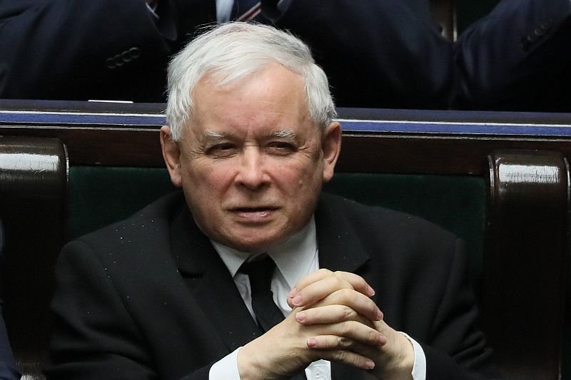 Jarosław Kaczyński w Sejmie zarzucał posłankom uczestniczącym w Strajku Kobiet, że mają krew na rękach.