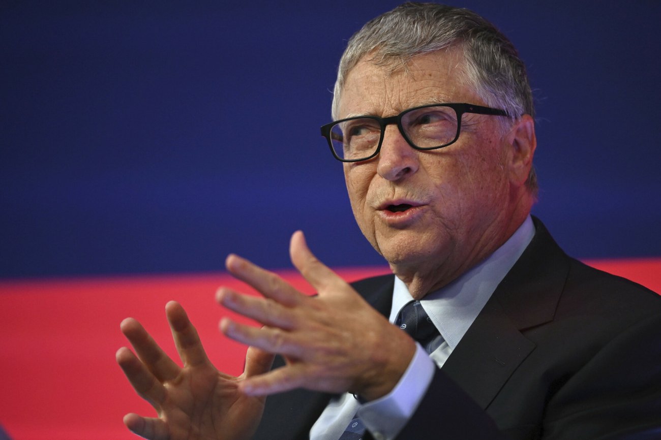 Bill Gates prognozuje, że po Omikronie COVID-19 może być jak grypa sezonowa.