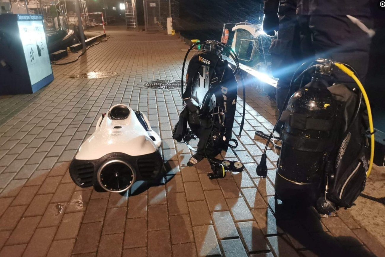 Sprawa hiszpańskich nurków rozpaliła internet.