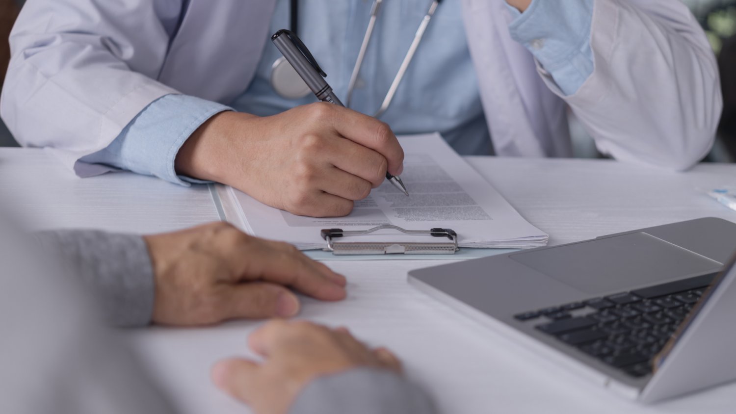 Ważna zmiana w medycynie pracy. Od 17 kwietnia nie musisz nosić papierów do działu kadr