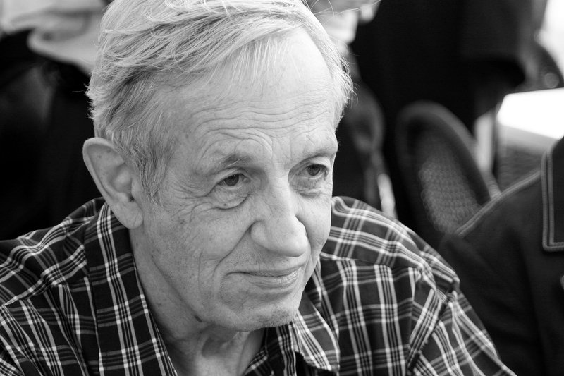 Nie żyje John Nash - genialny matematyk. Był pierwowzorem bohatera filmu "Piękny umysł"