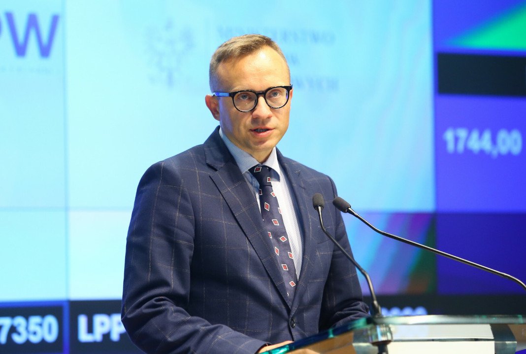 Artur Soboń zostanie nowym wiceministrem finansów. Pomoże "naprawić" Polski Ład.
