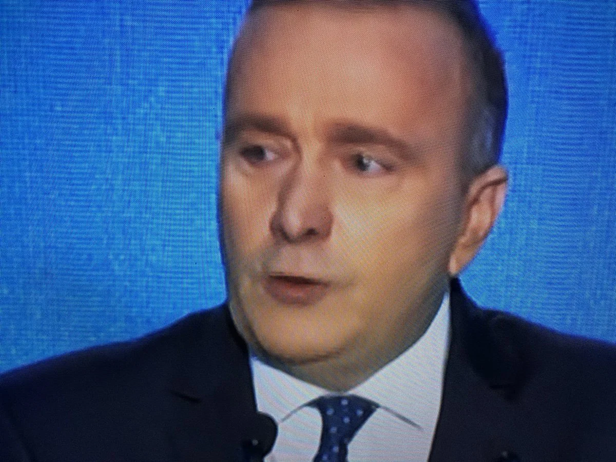 To zbliżenie na twarz Grzegorza Schetyny miało zdradzić wszystko.