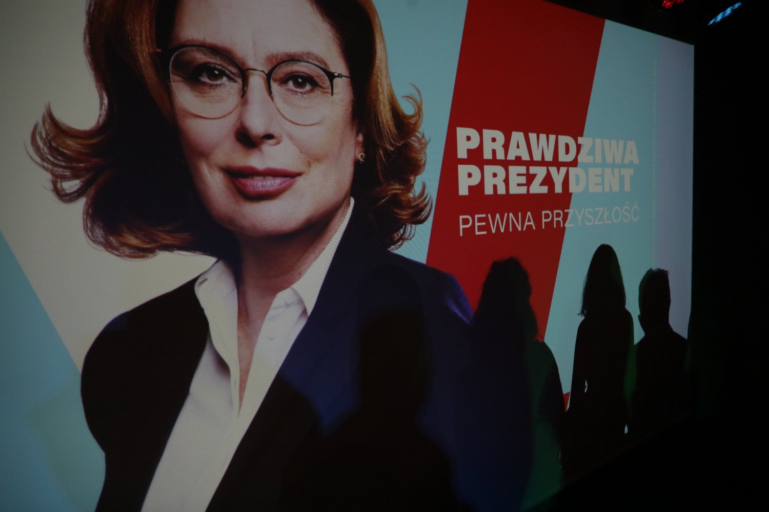 Wybory Prezydenckie 2020: PO zaprzecza zmianie kandydatury Kidawy-Błońskiej Małgorzata Kidawa-Błońska nie zostanie zmieniona na innego kandydata w czasie Wyborów Prezydenckich 2020 – zapewnia PO.