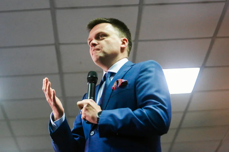 Szymon Hołownia zapowiada, że co tydzień będzie przedstawiał kolejnego członka swojego sztabu. Znany katolicki publicysta i były prowadzący "Mam talent" startuje w wyborach na prezydenta Polski.
