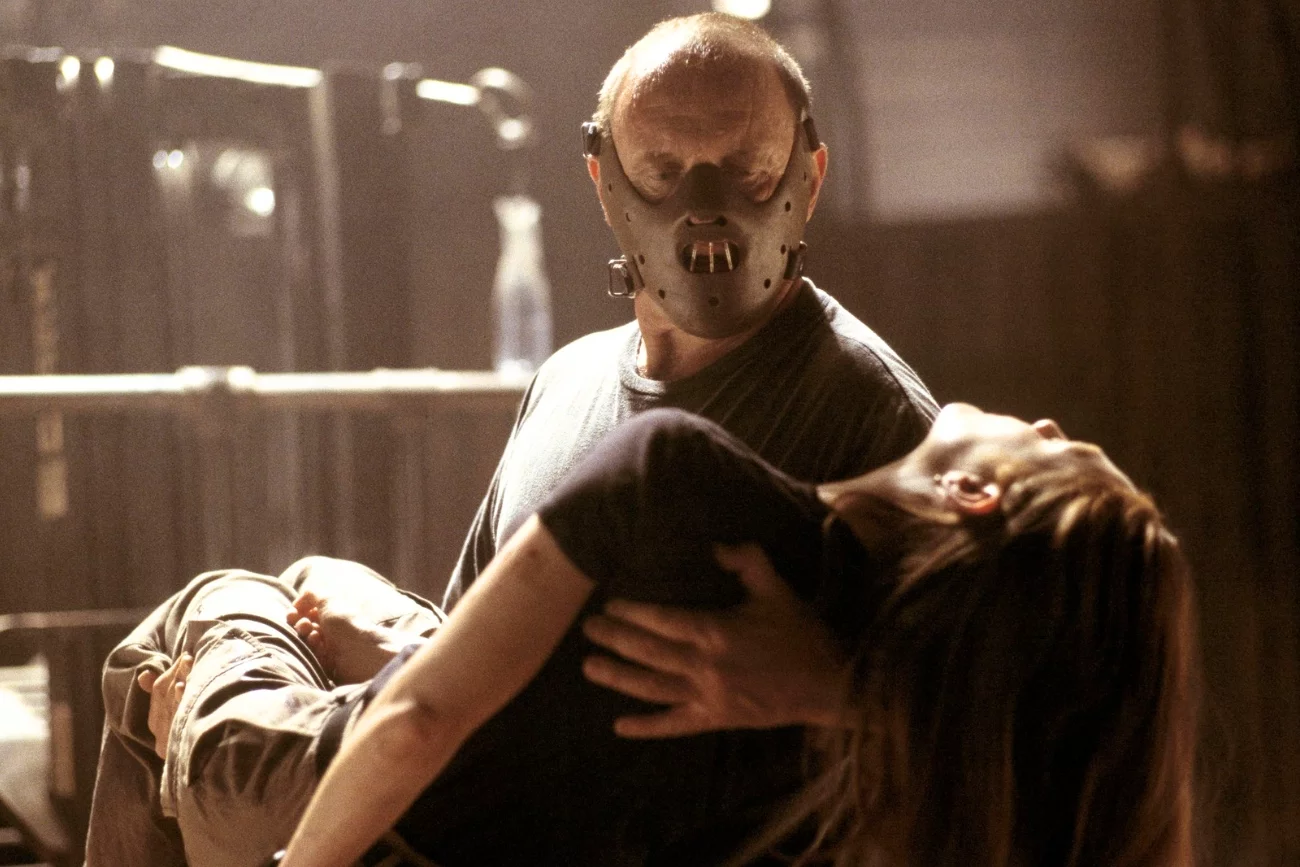 Anthony Hopkins i Julianne Moore w filmie "Hannibal".