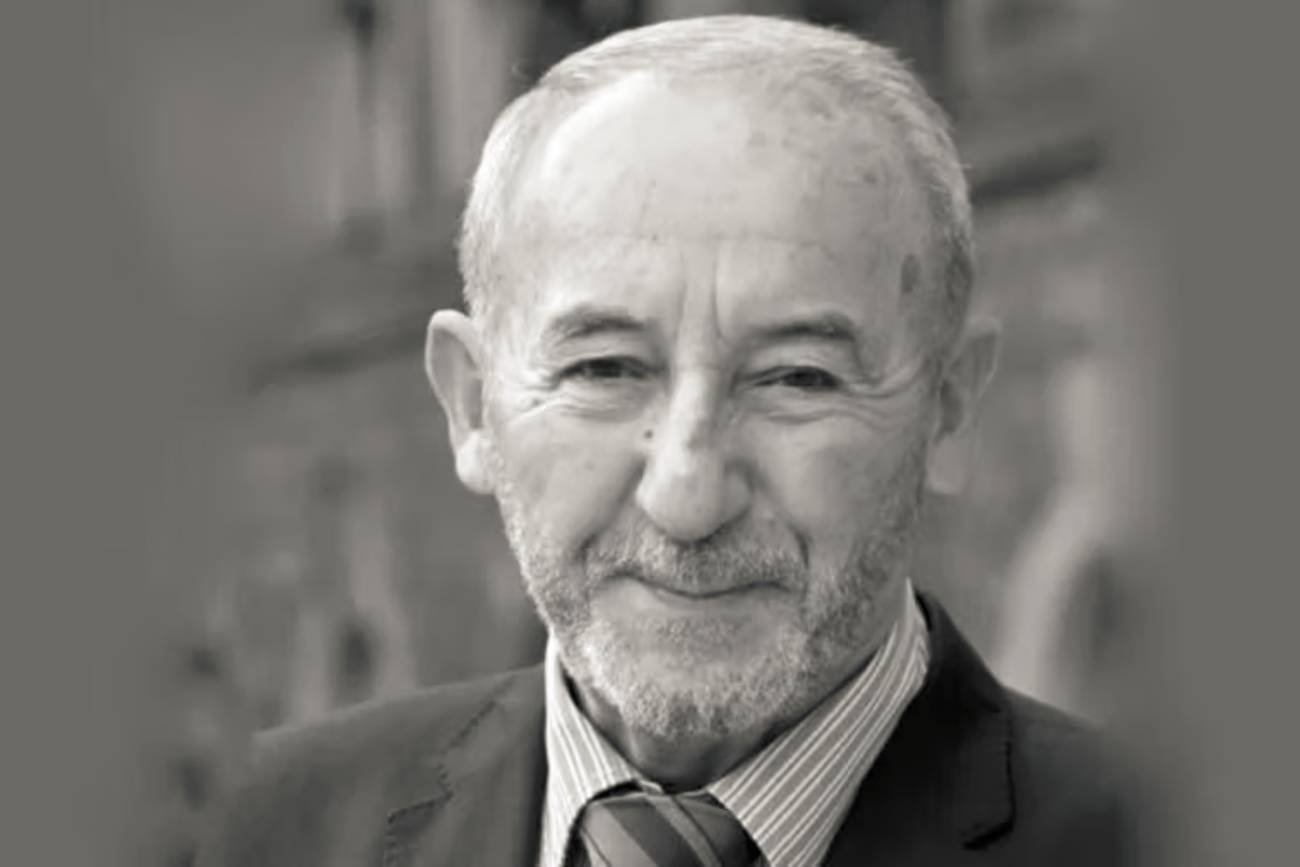 Prof. Andrzej Stepnowski.