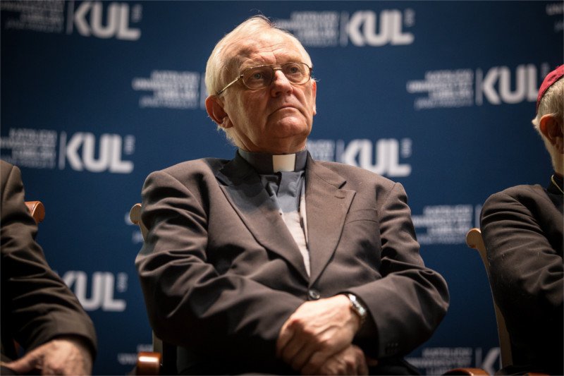 Ks. prof. Andrzej Szostek o walce z pedofilią w Kościele w Polsce.