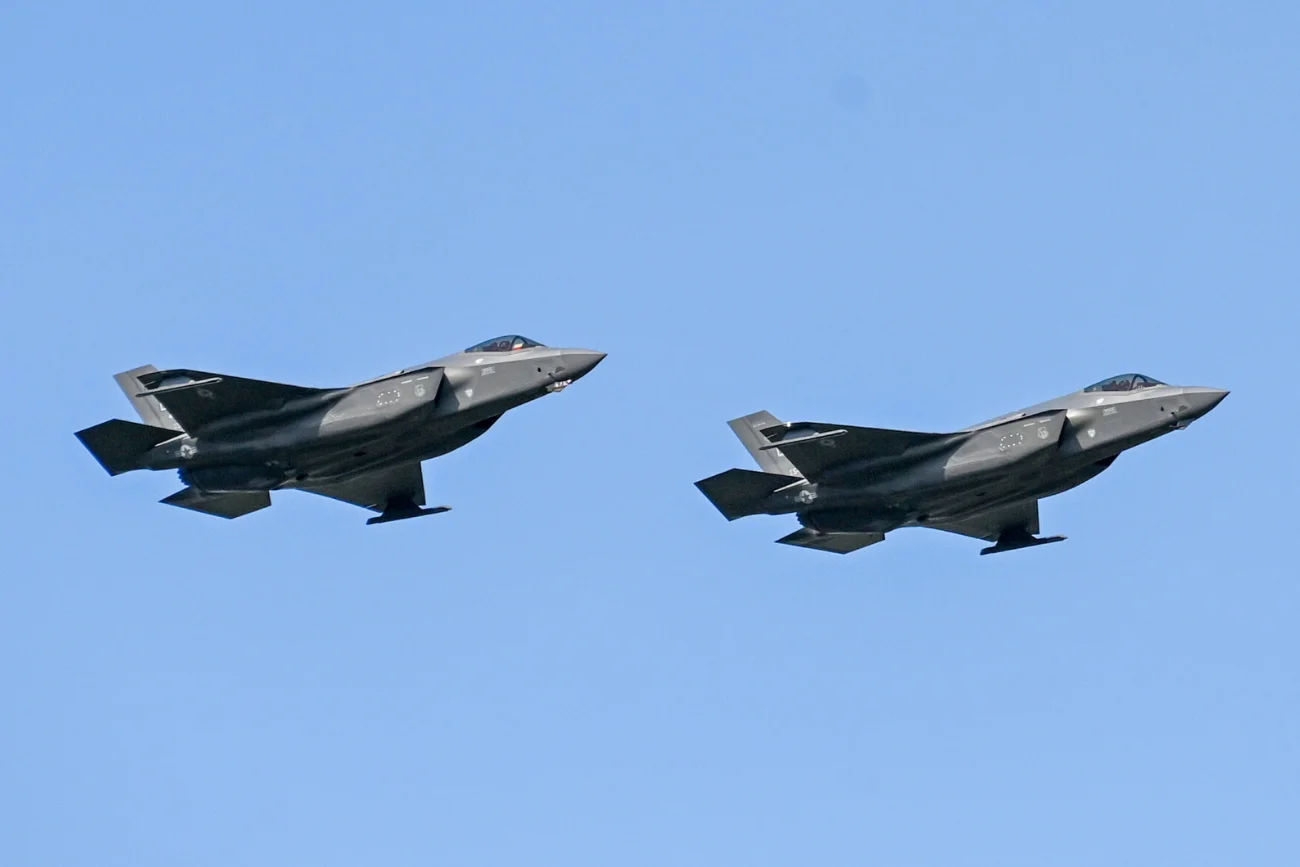 Kanada powinna wycofać się z zakupu myśliwców F-35? Myśliwce F-35