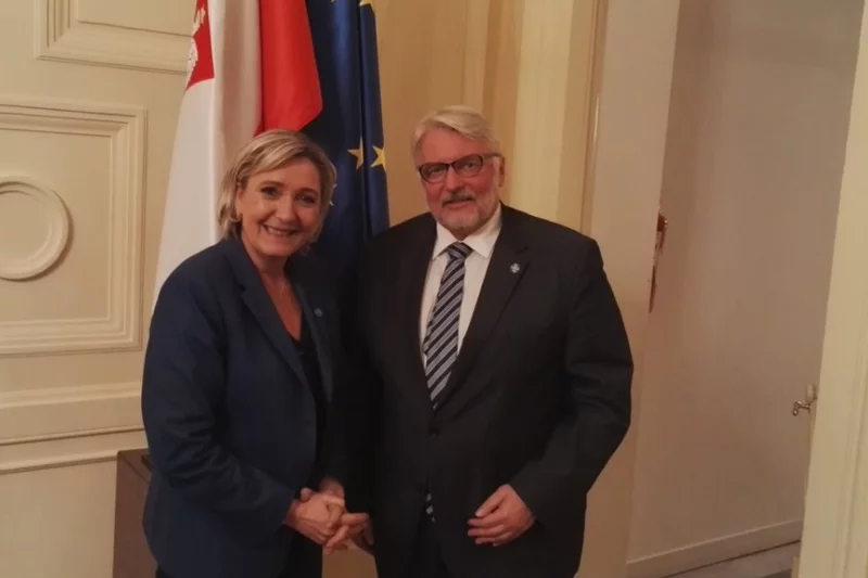 To zdjęcie Waszczykowskiego z Le Pen na pewno szkodzi stosunkom polsko-francuskim