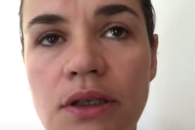 Swietłana Cichanouska, rywalka Łukaszenki w wyborach prezydenckich, tuż po głosowaniu wyjechała z Białorusi na Litwę. Co o tym myślą Białorusini?